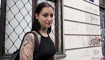 wear my sisters clothes