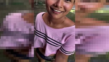 squirt while walking