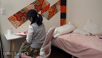 lesbian threesome pool