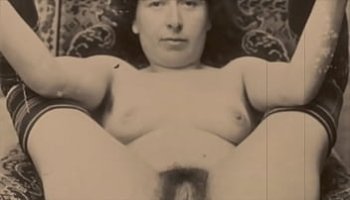 thai ladyboy handjob