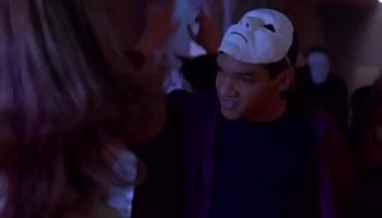 مترجمه للعربي