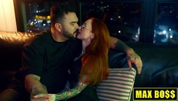 اب وياه ابنته