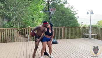 سكس مدرب اليوغا