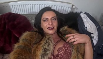 بنت كل الشارع ينيكها