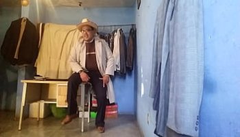 خيانة الزوجة مع صديق زوجها الاسمر