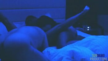 نيك بنت مع صحباته