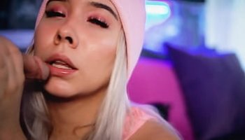 dì bệnh cháu đến chăm sóc