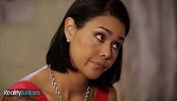 بنات بتضرب برايز