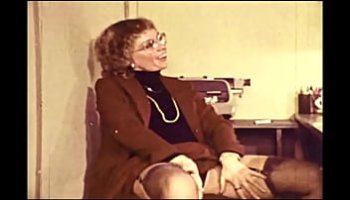 lesbians having oral