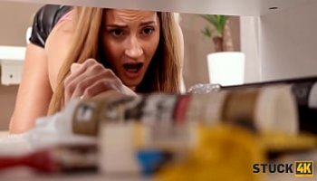 army lesbians squirt